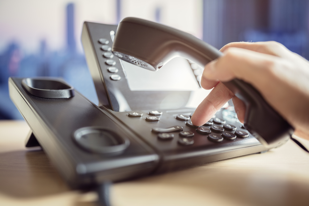 4 Types of Business Phone Systems